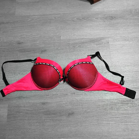 Victoria Secret Bombshell Plunge 38D bra - Picture 1 of 10